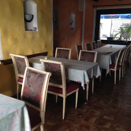 فندق Ristorante Lucca *